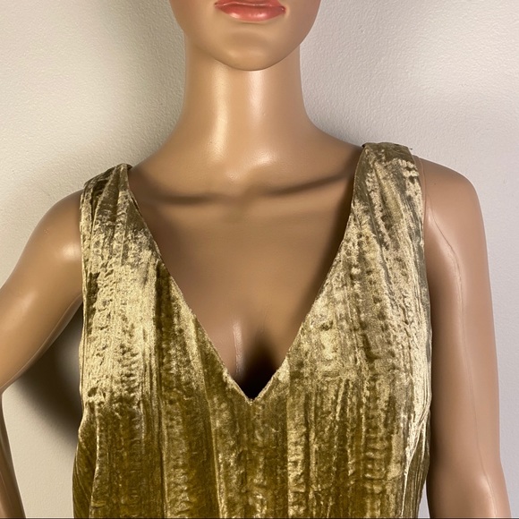 NEW FRENCH CONNECTION VELVET MINI DRESS - Picture 3 of 8